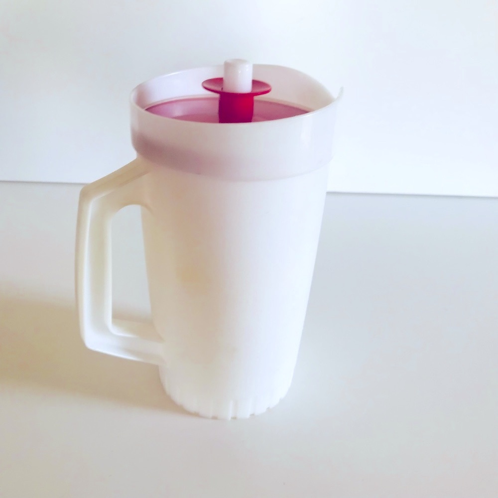 Vintage Tupperware Pitcher, Red and White Pitcher, 80s Tupperware - Picture 2 of 8